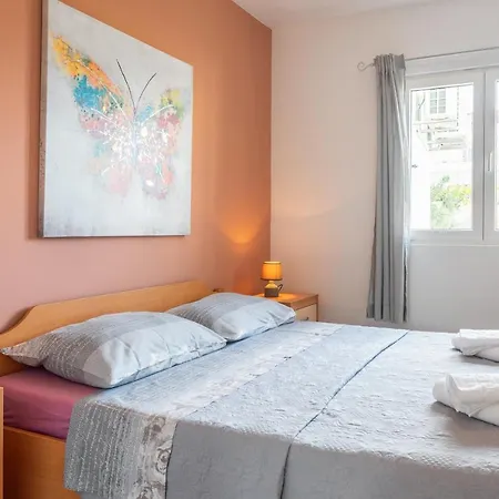 Apartment Viskovic Hvar Town