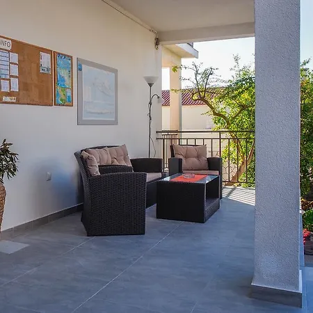 Apartment Viskovic *